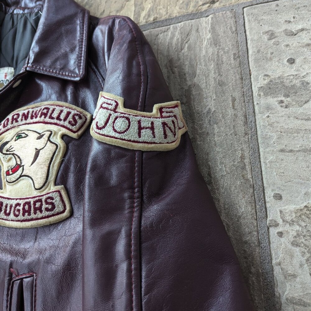 Cornwallis Cougars Hockey Jacket (Royal Canadian Navy) *Vintage* - Picture 4 of 9
